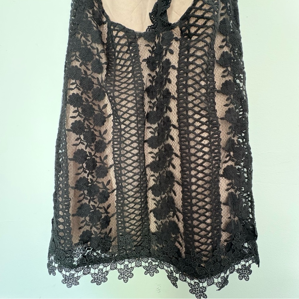 NWT Revolve NBD Acadia Dress in black and nude floral lace over halter dress S - Picture 5 of 16